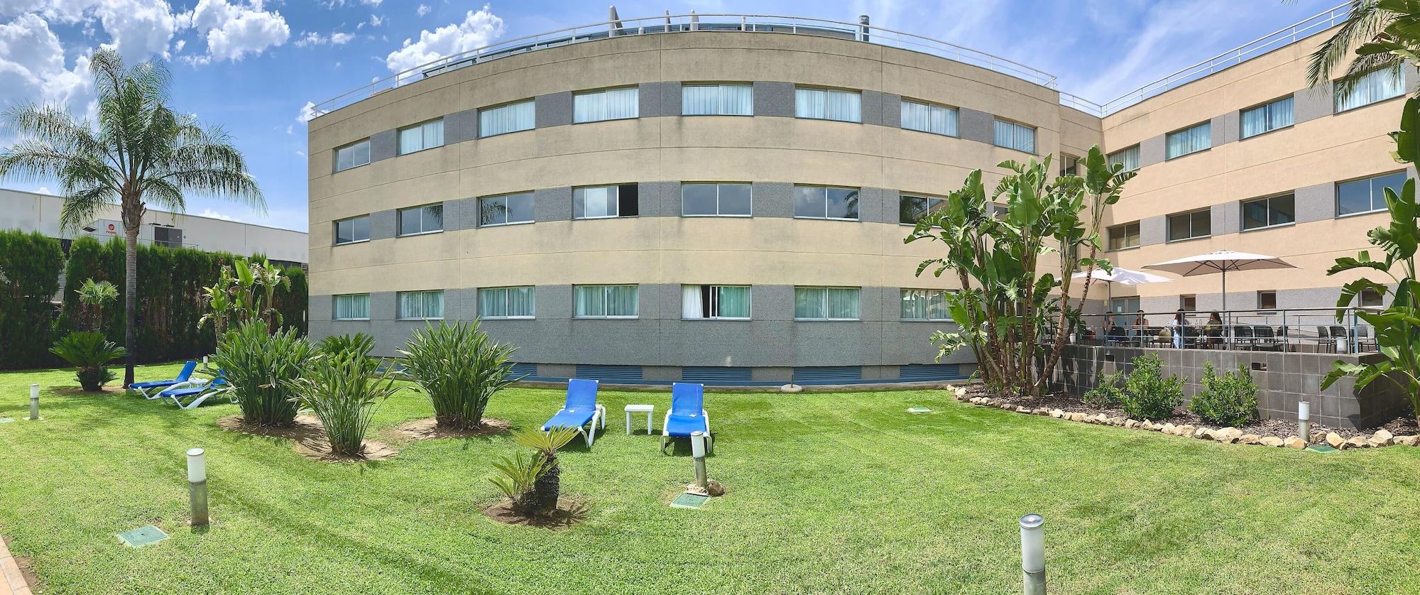 Ramada By Wyndham Valencia Almussafes Hotel Kültér fotó