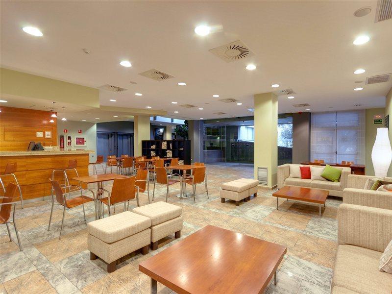 Ramada By Wyndham Valencia Almussafes Hotel Kültér fotó
