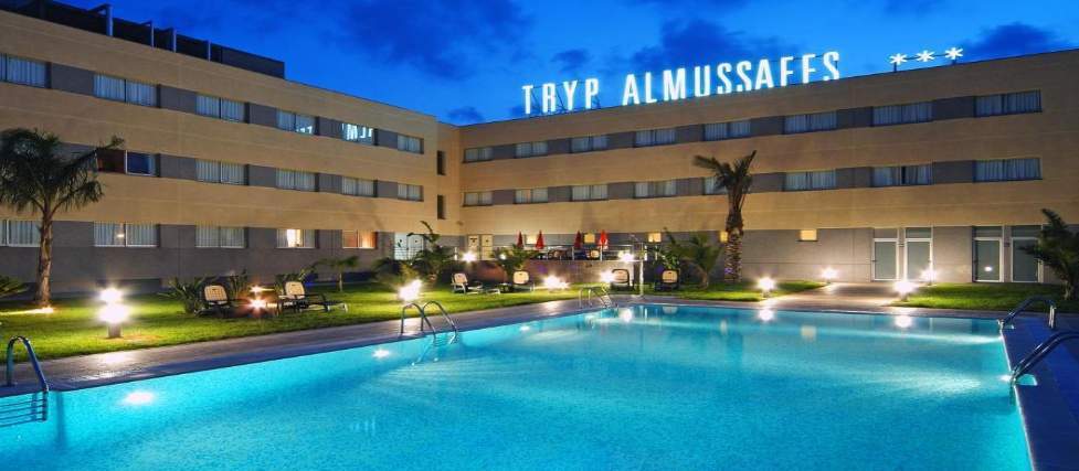 Ramada By Wyndham Valencia Almussafes Hotel Kültér fotó